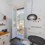 Laura Апартаменты *